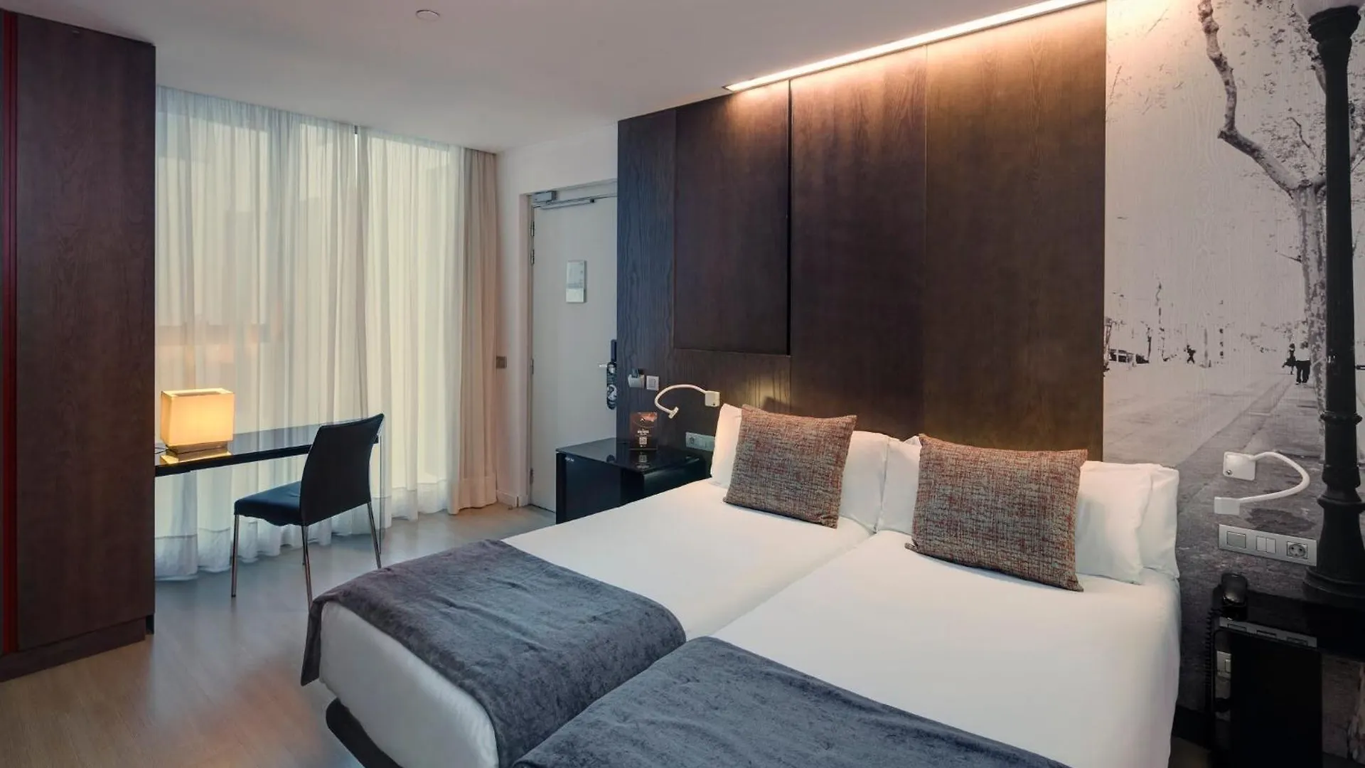 Sercotel Hotel Rosellon Barcelona 4*,