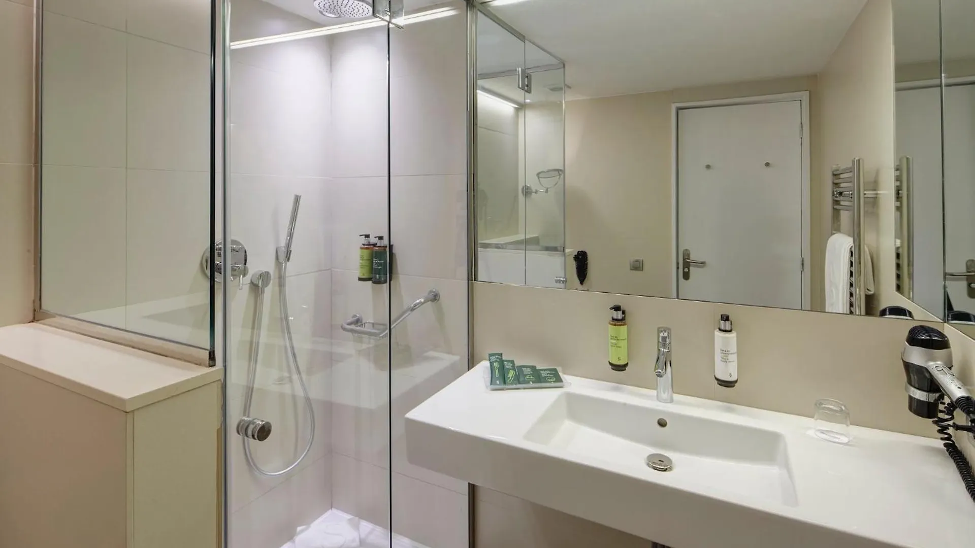 Sercotel Hotel Rosellon Barcelona 4*,